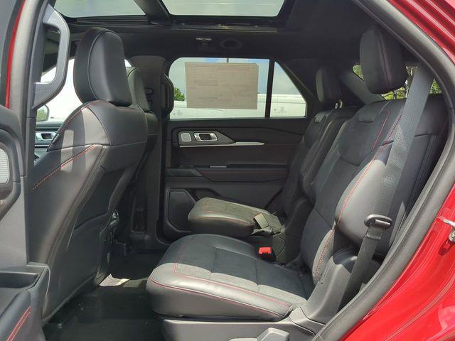 new 2025 Ford Explorer car, priced at $56,319