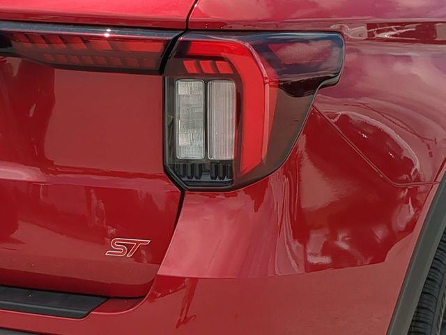 new 2025 Ford Explorer car, priced at $56,319