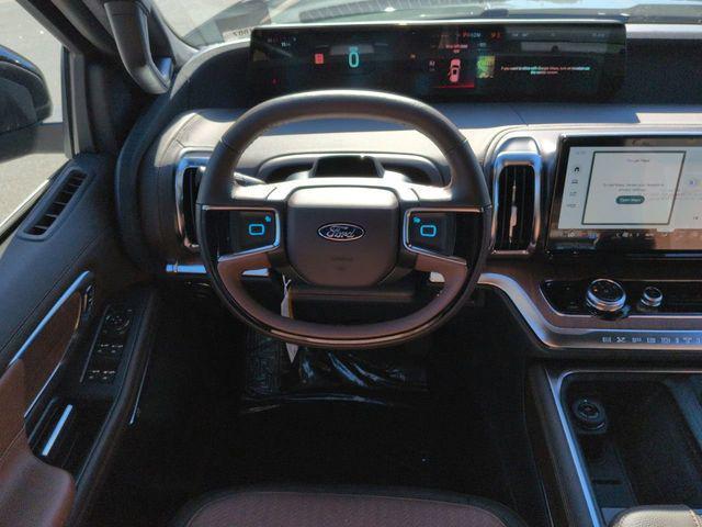new 2025 Ford Expedition car, priced at $81,834