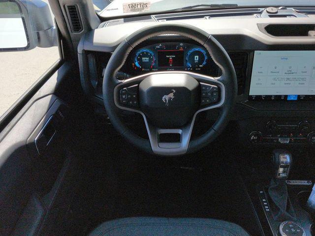 new 2025 Ford Bronco car, priced at $45,414