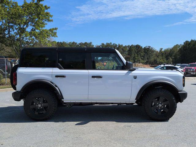 new 2025 Ford Bronco car, priced at $45,414