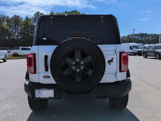 new 2025 Ford Bronco car, priced at $45,414
