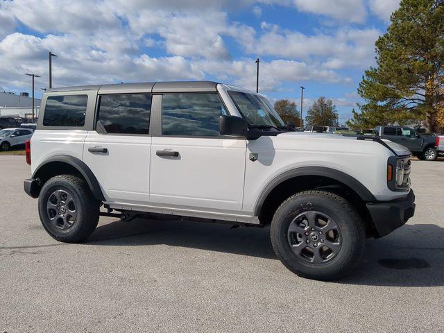 new 2024 Ford Bronco car, priced at $42,699