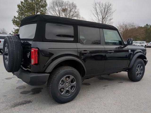 new 2024 Ford Bronco car, priced at $41,404