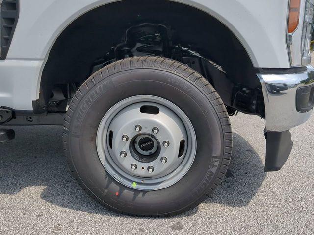 new 2025 Ford F-350 car, priced at $69,019