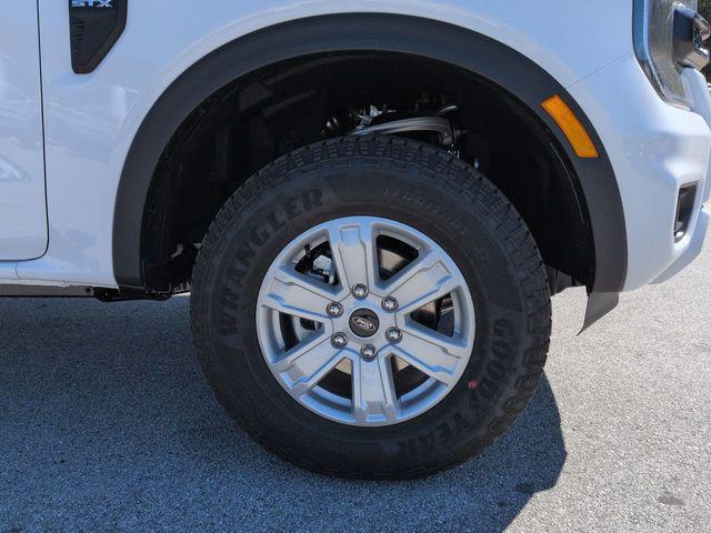 new 2025 Ford Ranger car, priced at $31,950