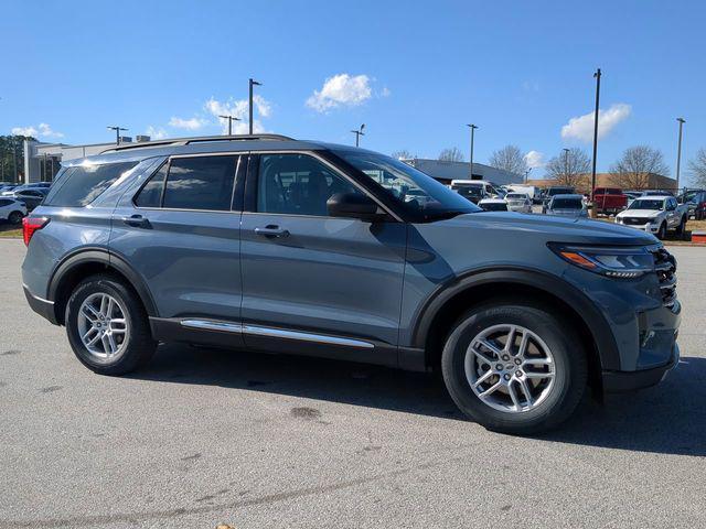 new 2025 Ford Explorer car, priced at $41,304