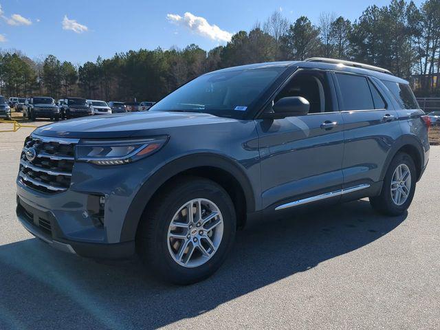 new 2025 Ford Explorer car, priced at $41,304