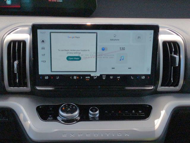 new 2025 Ford Expedition car, priced at $66,724