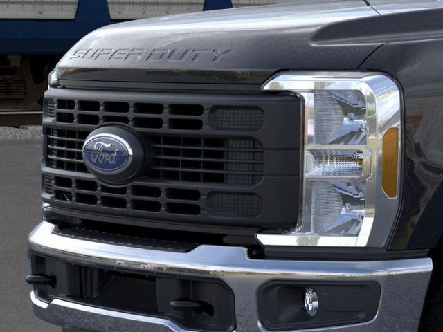 new 2025 Ford F-350 car, priced at $65,374