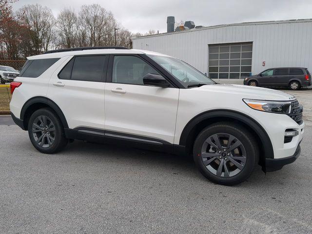 new 2024 Ford Explorer car, priced at $40,052