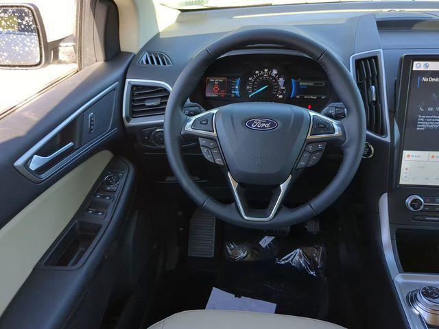 new 2024 Ford Edge car, priced at $33,973