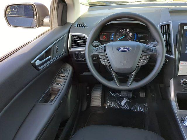 new 2024 Ford Edge car, priced at $30,059