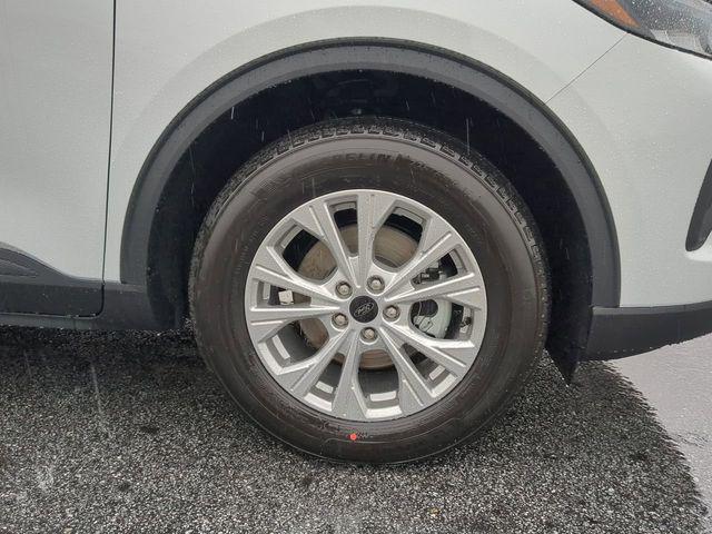 new 2025 Ford Escape car, priced at $28,484