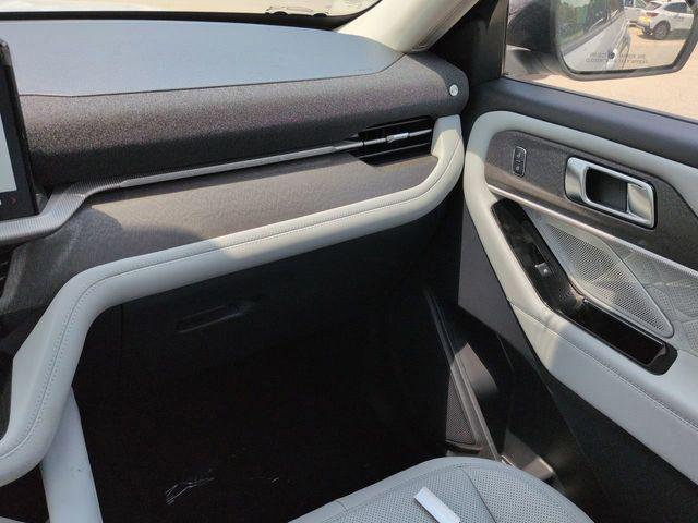 new 2025 Ford Explorer car, priced at $53,944