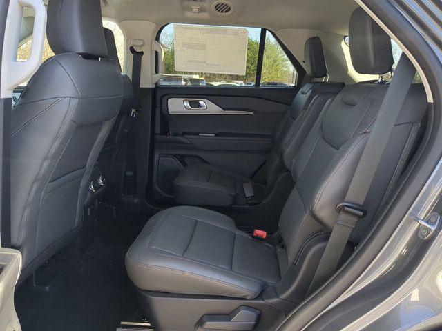 new 2025 Ford Explorer car, priced at $37,809
