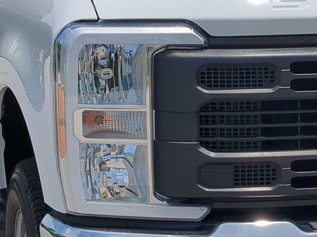 new 2025 Ford F-250 car, priced at $51,364