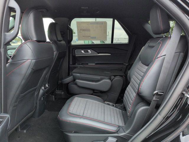 new 2025 Ford Explorer car, priced at $43,179