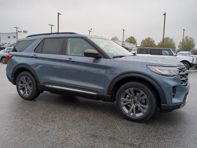 new 2025 Ford Explorer car, priced at $45,794