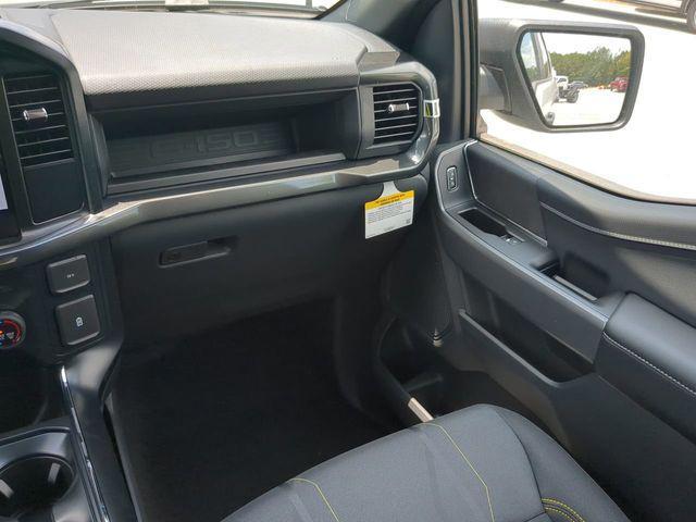 new 2025 Ford F-150 car, priced at $41,678