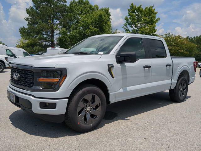 new 2025 Ford F-150 car, priced at $41,678
