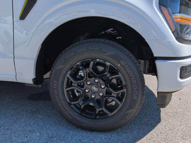 new 2025 Ford F-150 car, priced at $39,944