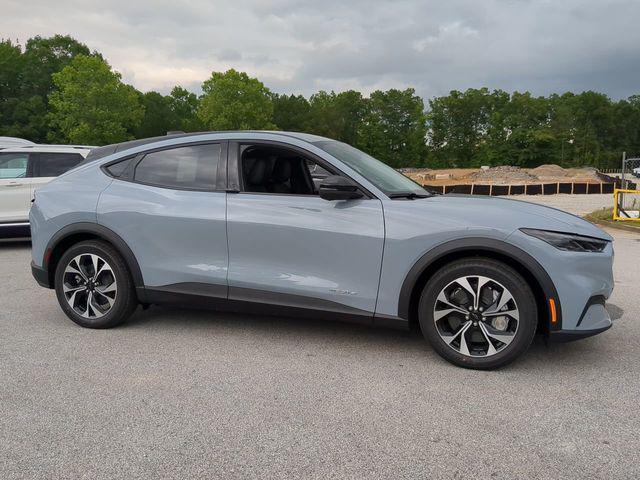 new 2025 Ford Mustang Mach-E car, priced at $39,084