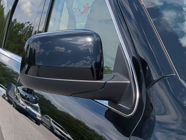 used 2021 Jeep Grand Cherokee car, priced at $21,775