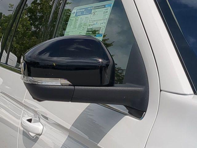 new 2025 Ford Expedition Max car, priced at $79,634