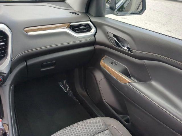used 2023 GMC Acadia car, priced at $27,827