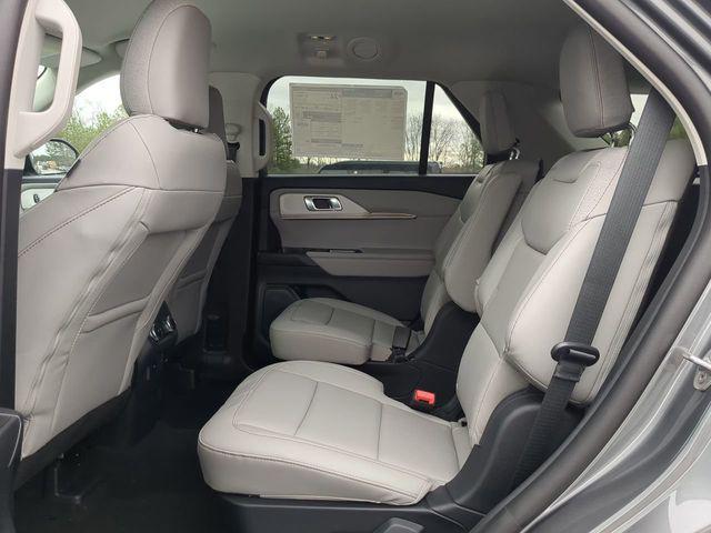 new 2025 Ford Explorer car, priced at $37,809