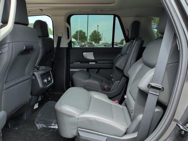 new 2025 Ford Expedition car, priced at $66,724