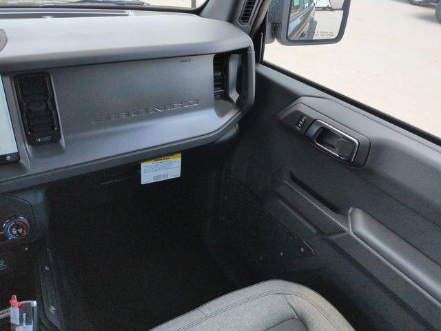 new 2025 Ford Bronco car, priced at $37,784