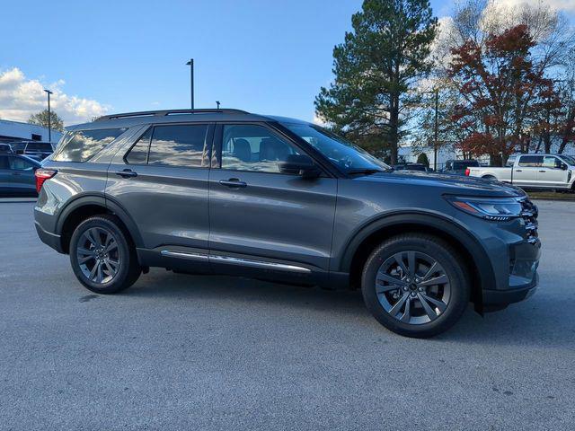 new 2025 Ford Explorer car, priced at $45,899