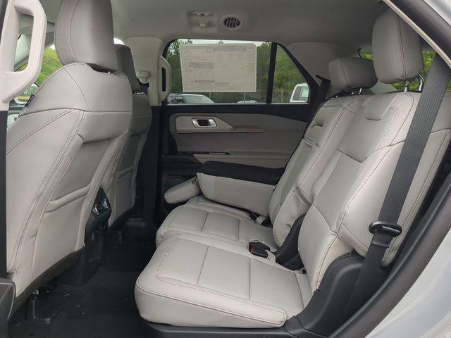 new 2025 Ford Explorer car, priced at $37,789