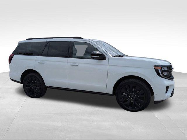 used 2025 Ford Expedition car, priced at $77,385