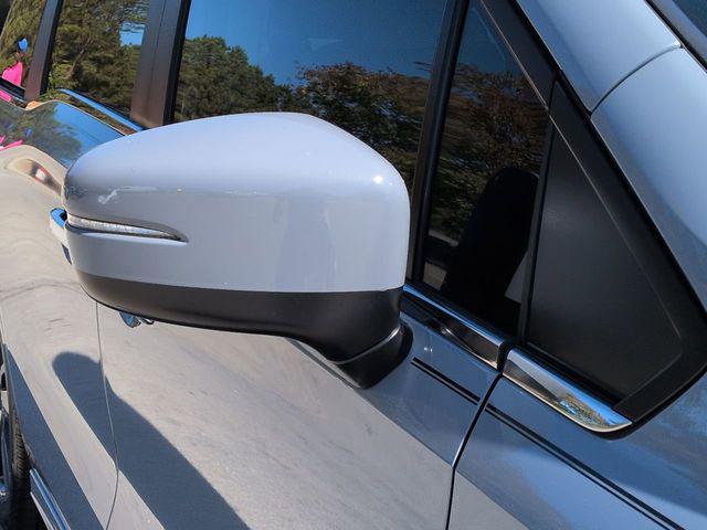 used 2023 Honda Odyssey car, priced at $34,000