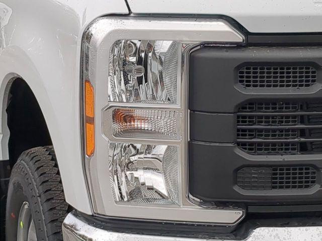 new 2024 Ford F-350 car, priced at $53,839