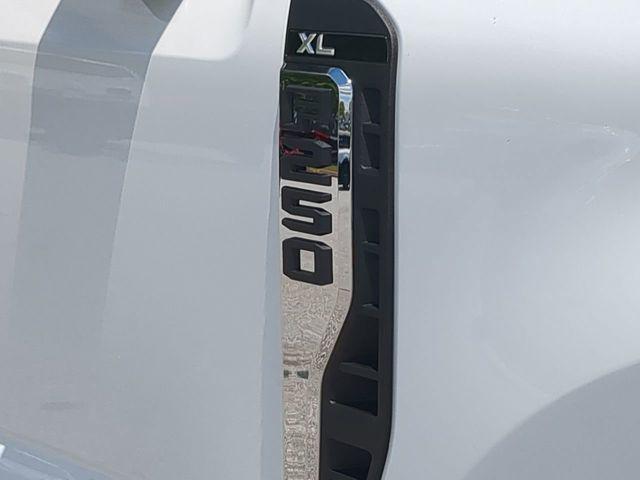 new 2025 Ford F-250 car, priced at $51,129