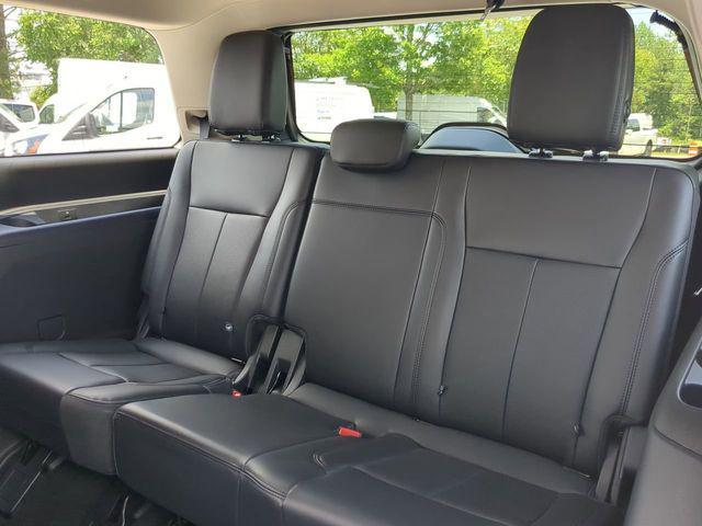 used 2024 Ford Expedition car, priced at $55,000