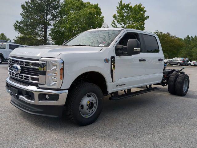 new 2025 Ford F-350 car, priced at $69,019