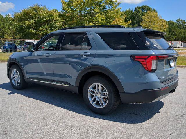 new 2025 Ford Explorer car, priced at $40,704