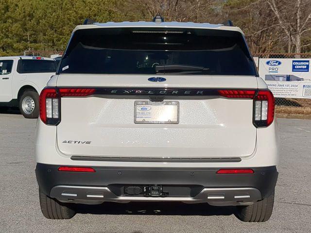 new 2025 Ford Explorer car, priced at $40,604