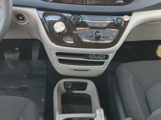 used 2023 Chrysler Voyager car