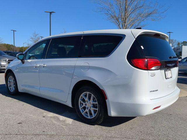 used 2023 Chrysler Voyager car