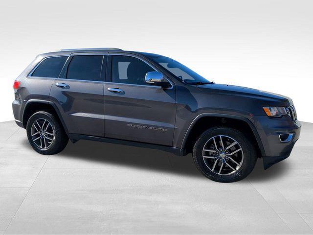 used 2017 Jeep Grand Cherokee car, priced at $12,774