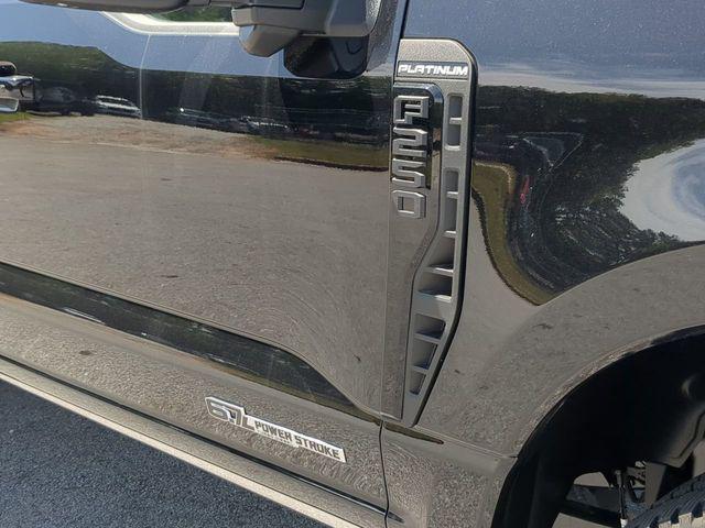 new 2025 Ford F-250 car, priced at $91,569