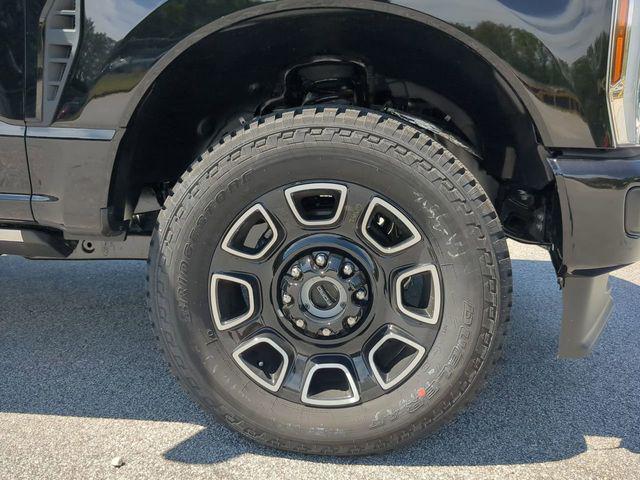 new 2025 Ford F-250 car, priced at $91,569