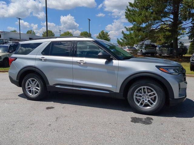 new 2025 Ford Explorer car, priced at $40,209