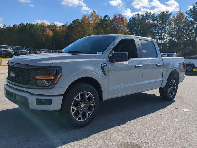 new 2024 Ford F-150 car, priced at $40,399